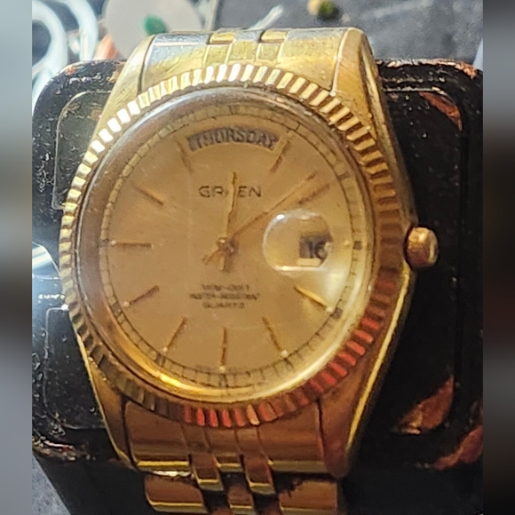 Vintage Y2K Gruen Presidental gold tone - Picture 4 of 10